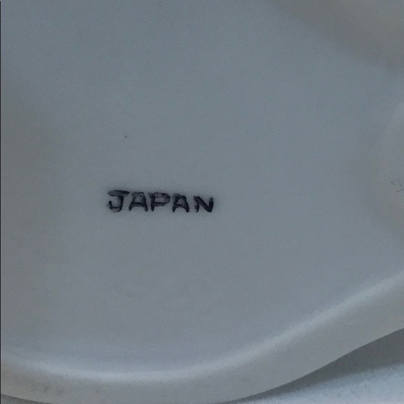 Vintage Porcelain Lady - Picture 5 of 5